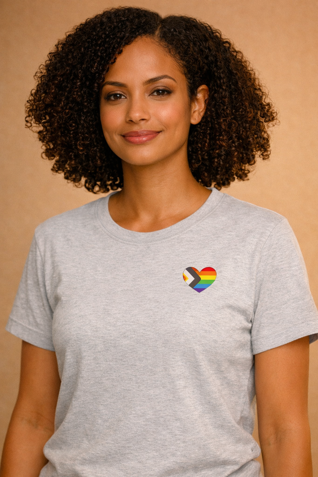 Progressivt Pride-hjerte – T-skjorte