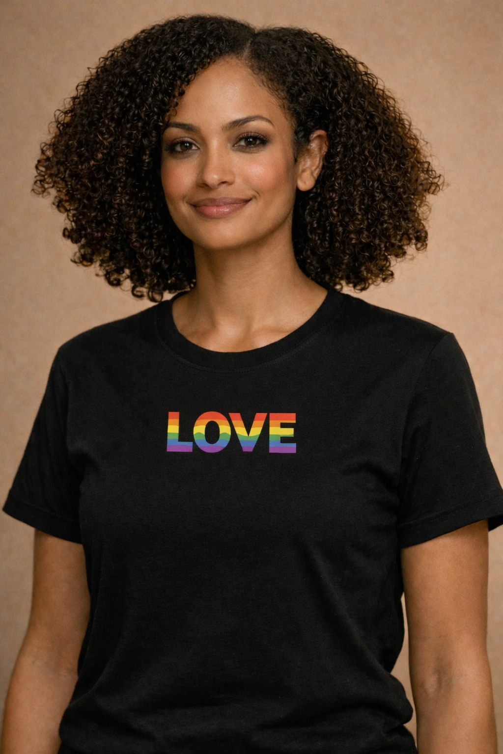LOVE – Pride T-skjorte
