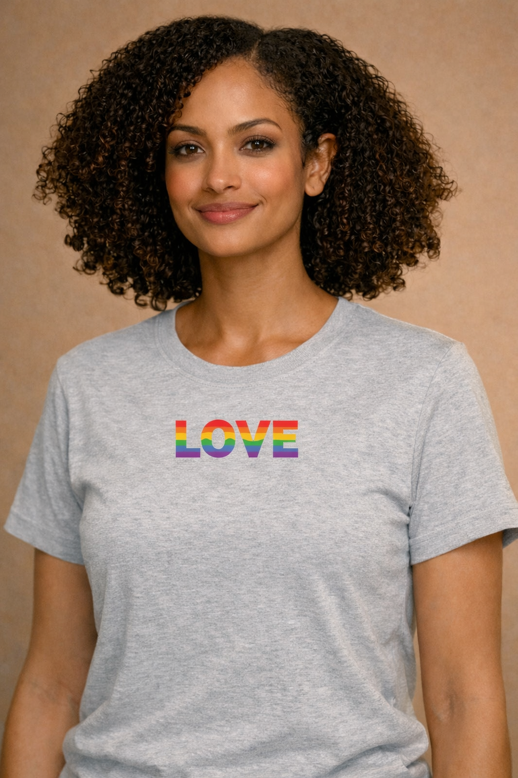 LOVE – Pride T-skjorte