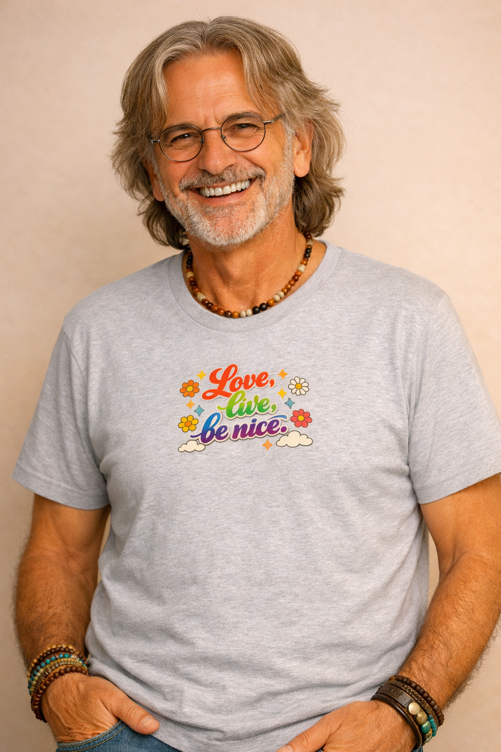 Love, Live, Be Nice – Retro Blomster T-skjorte