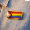 Pin med Progress Pride Flagg