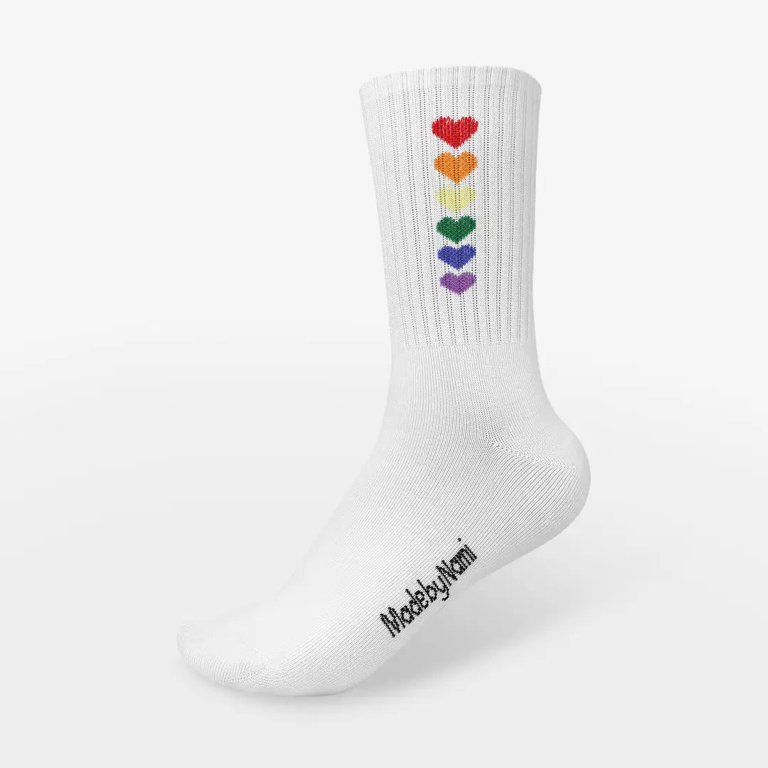 Pride-sokker med regnbuehjerter